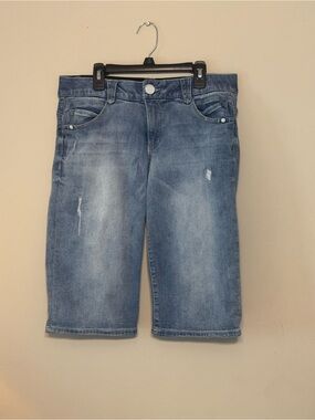 Democracy Denim Shorts in Light Blue and Black Waistband Sz 8